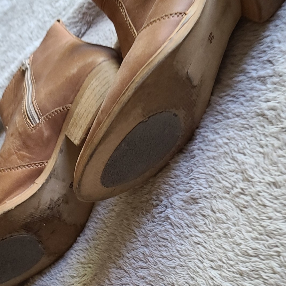 Aldos Booties - Picture 2 of 4